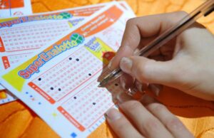 Superenalotto: nessun 6 né 5+1. Centrati cinque 5 da 35mila euro. Prossimo jackpot quasi 211 milioni