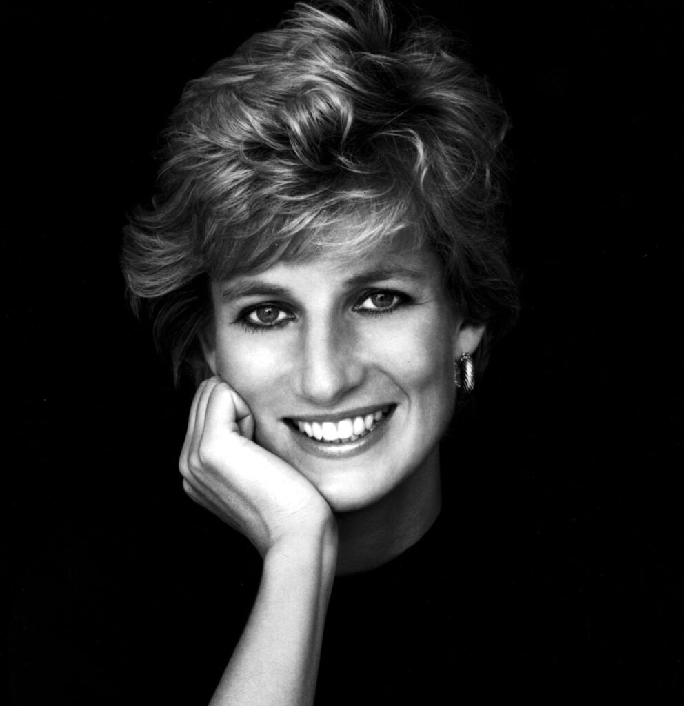 Londra: il fratello di Diana attacca re Carlo in un libro. “Disse che sarebbe stata dimenticata presto”. Buckingham Palace smentisce