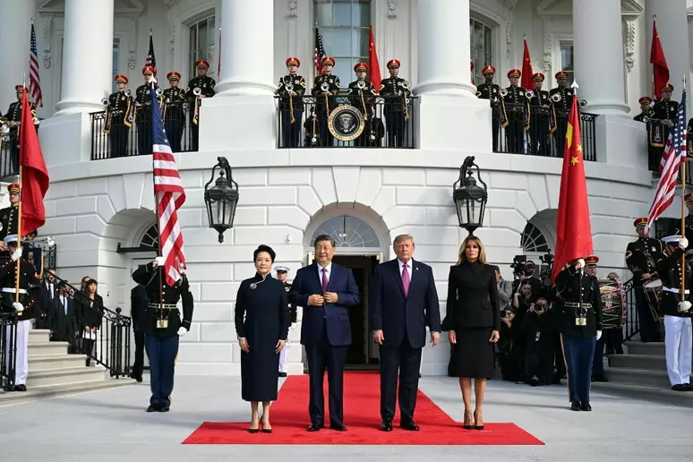 Trump riceve Xi: “Grande amicizia”. Il leader cinese: “Dovremmo essere partner, non rivali”