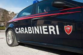 Vinci: rissa di giorno ai giardini, feriti due ventenni. Trovata anche una pistola scacciacani