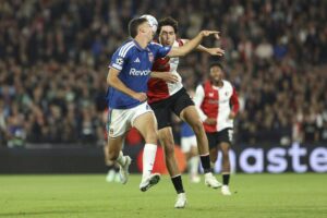 Prima sconfitta in Champions per il Como, Feyenoord vince 3-2