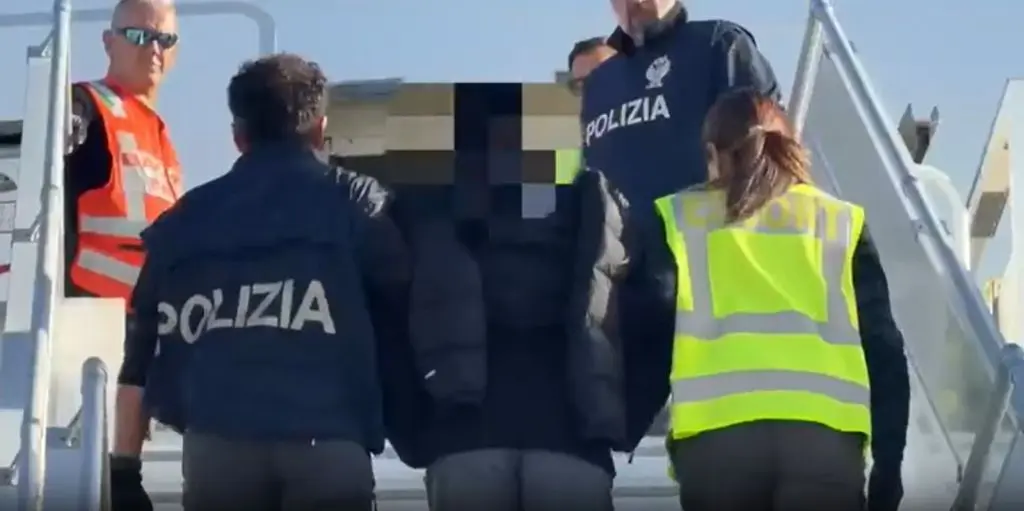 Contrasto all’immigrazione clandestina, rimpatriati 53 stranieri