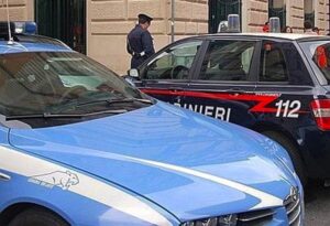 Prato: cadavere di un uomo trovato nella soffitta di un appartamento in via Marini. Indagini per omicidio