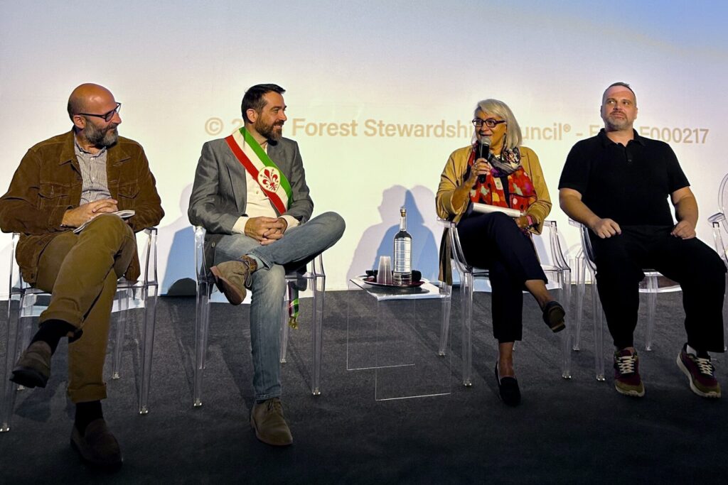 Quando la foresta respira in città: a Palazzo Vecchio l’installazione immersiva per i 25 anni di FSC® Italia