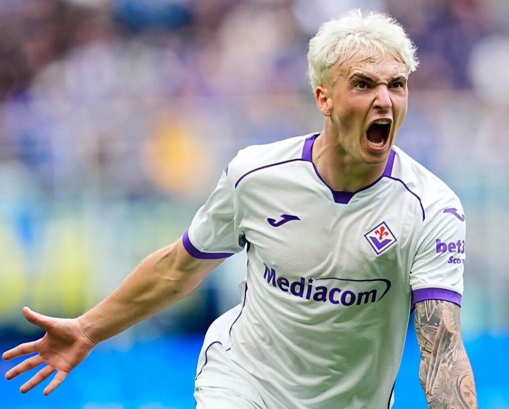 Fiorentina: beffata dall’Inter in rimonta nel finale (2-1). Dopo il bel gol di Jimenez, segnano Thuram e Zielinski su rigore. Pagelle