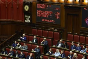 Riforma elettorale è legge. Sì della Camera con 227 voti a favore e 164 contro. Meloni soddisfatta. Protesta delle opposizioni
