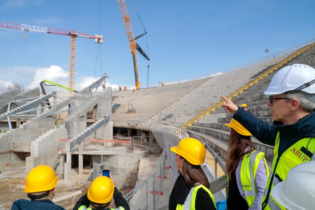 Stadio Franchi: sindacati preoccupati per operai al lavoro sul tetto senza i dispositivi di sicurezza. Chiesto incontro alla sindaca
