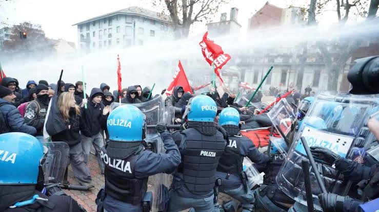 Sciopero generale: venerdì 30 ottobre tornano le manifestazioni in piazza. Studenti e Usb contro guerra e carovita. Rischio infiltrati
