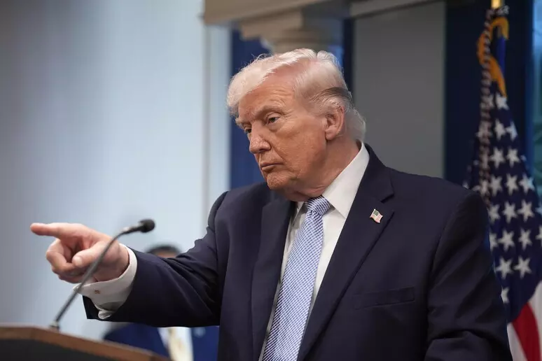 Ucraina: Trump annuncia tregua energetica. Zelensky pronto. Mosca tace. Macron e Ursula con Kiev